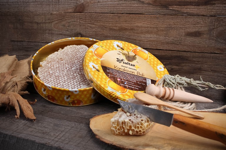 Karakovan Petek Bal