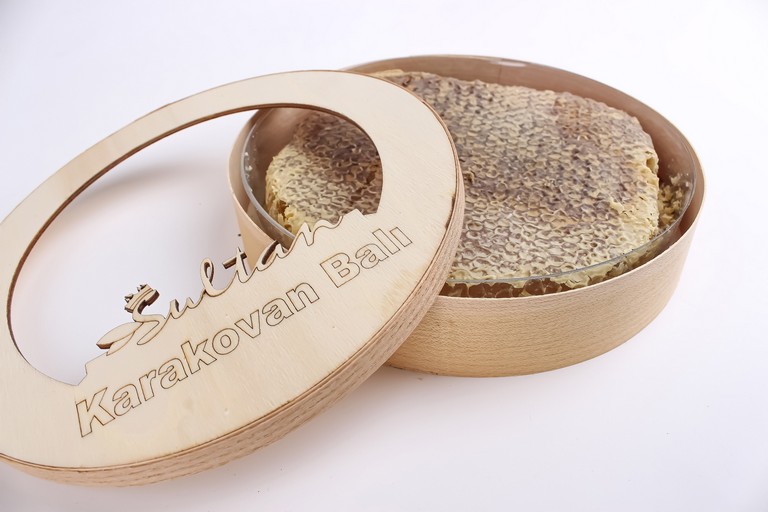 Karakovan Petek Bal