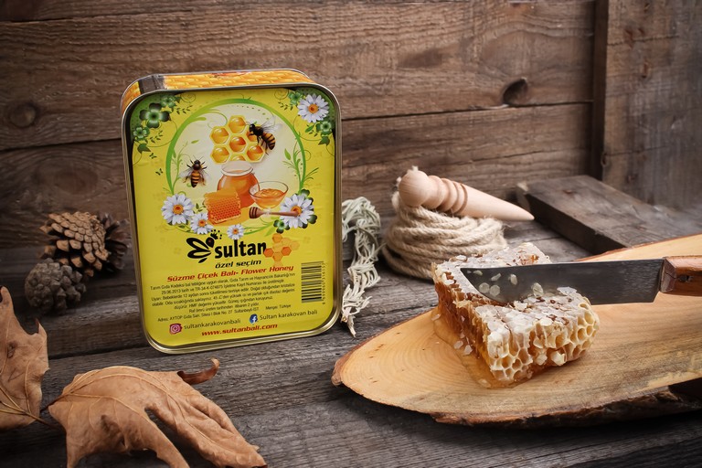 Özel Seçim Süzme Çiçek Balı
